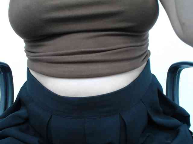 Lady-Young webcam