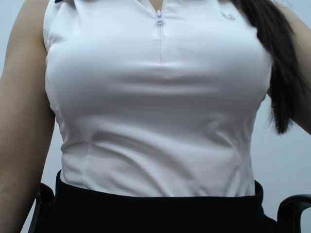 Lady-Young webcam