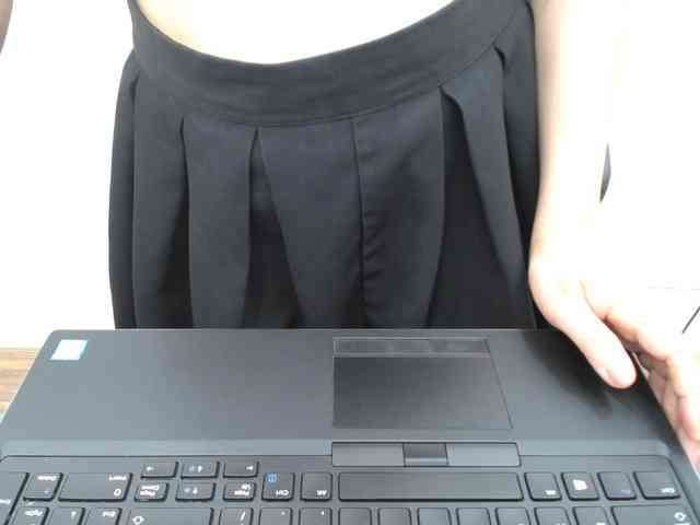 Lady-Young webcam