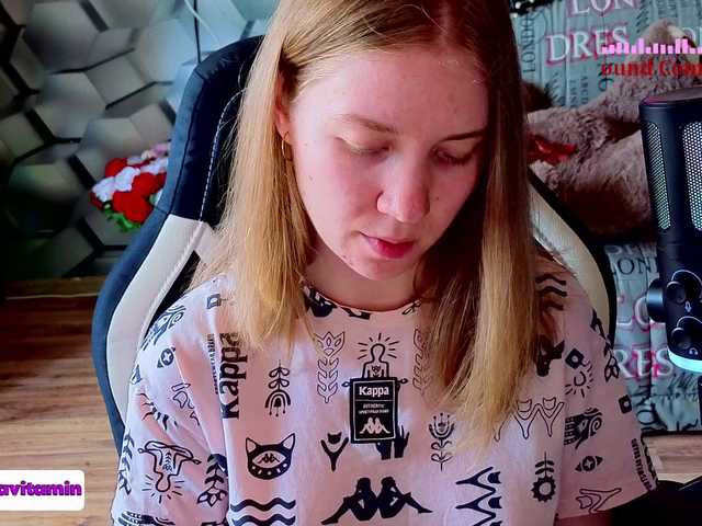 Vita-min-4ik live cam on BongaCams
