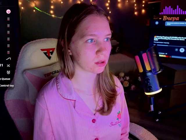 Lilith-girls-party live cam