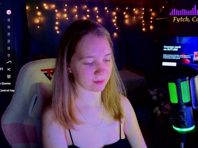 Lilith-girls-party