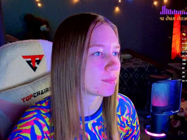 Lilith-girls-party live cam preview