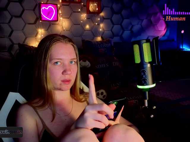 Vita-min-4ik live cam on BongaCams