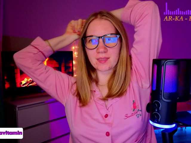 Vita-min-4ik live webcam show