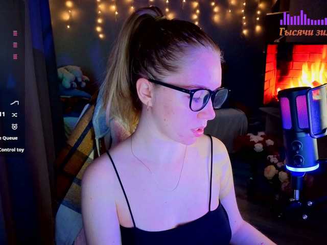 Lilith-girls-party live cam on BongaCams
