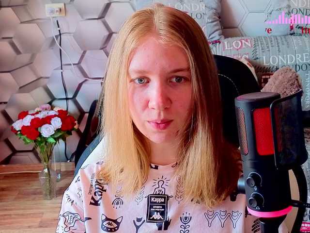 Vita-min-4ik live cam on BongaCams