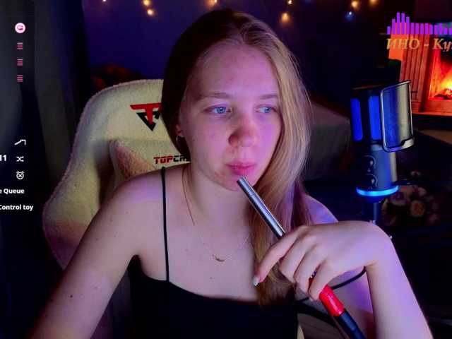 Lilith-girls-party