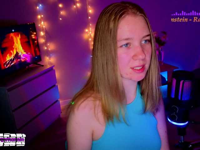 Vita-min-4ik live cam on BongaCams
