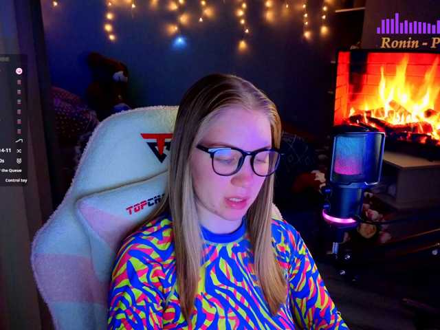 Lilith-girls-party live cam preview