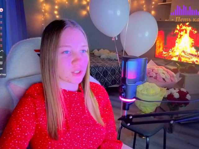 Lilith-girls-party live cam preview