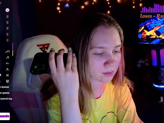 Vita-min-4ik live cam on BongaCams