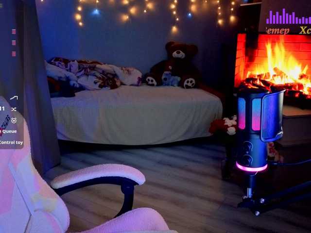 Lilith-girls-party live cam on BongaCams