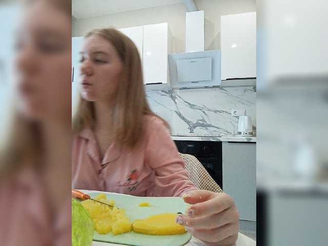Vita-min-4ik live webcam show