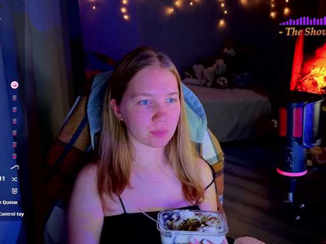Lilith-girls-party live cam