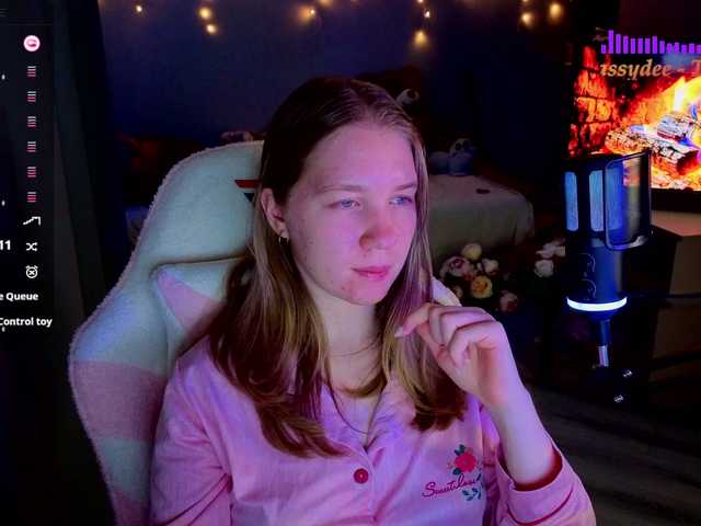 Lilith-girls-party webcam