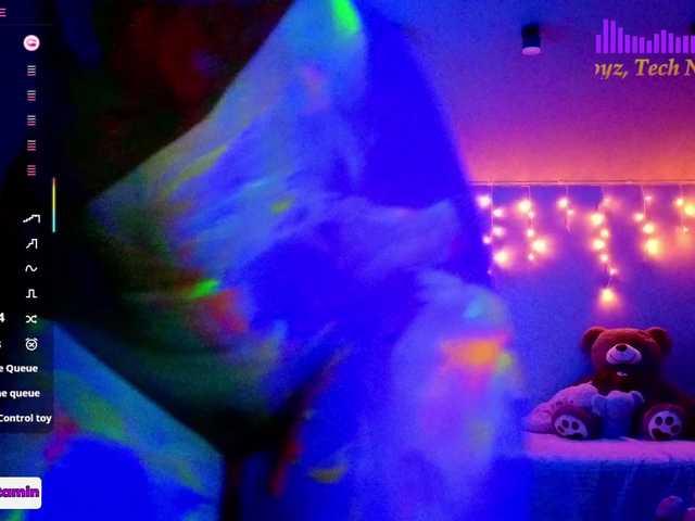 Vita-min-4ik live cam on BongaCams