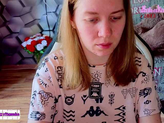 Vita-min-4ik live cam on BongaCams