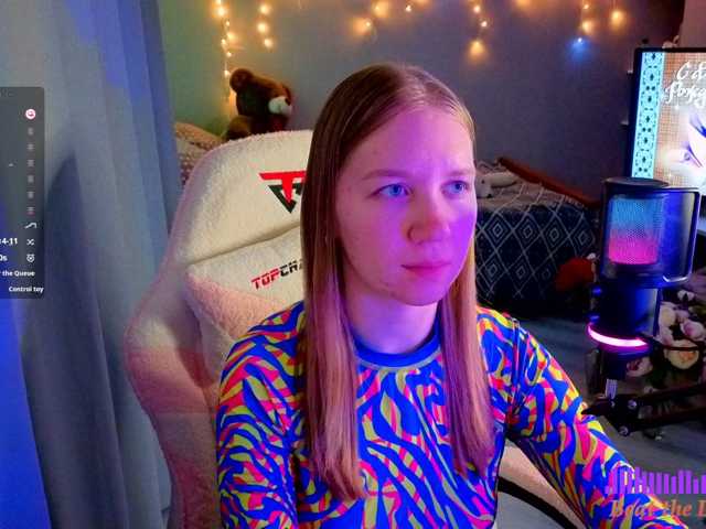 Lilith-girls-party live cam preview
