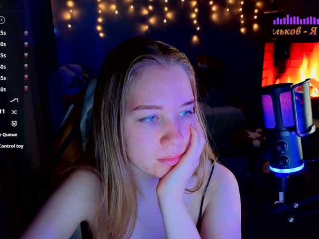 Lilith-girls-party live cam on BongaCams