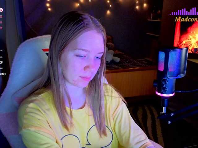 Lilith-girls-party live cam on BongaCams
