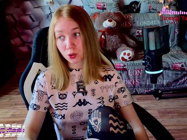 Vita-min-4ik live cam on BongaCams