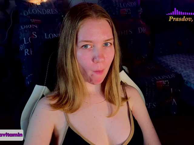 Vita-min-4ik live cam on BongaCams