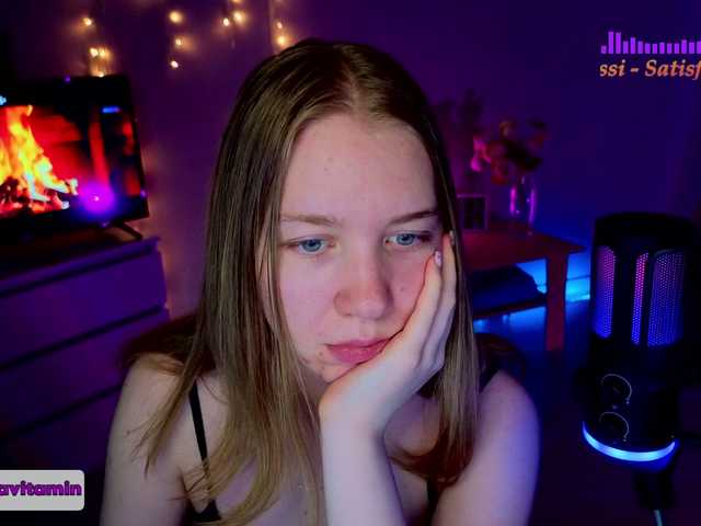 Vita-min-4ik live webcam show