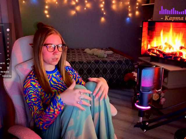 Lilith-girls-party live cam preview