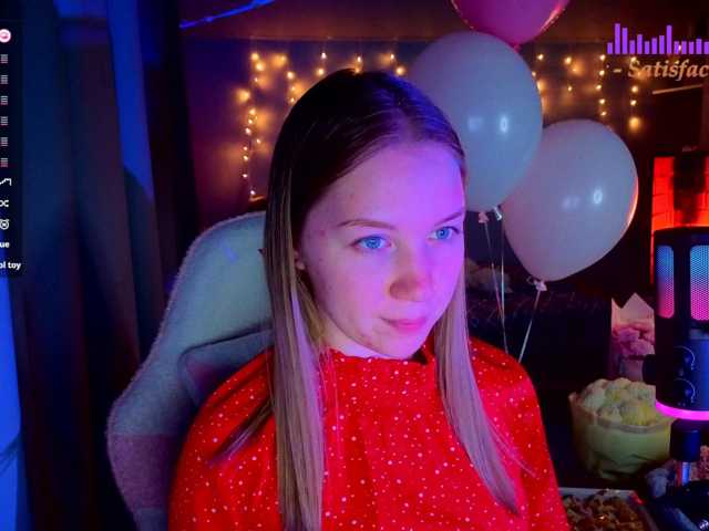 Lilith-girls-party live cam preview