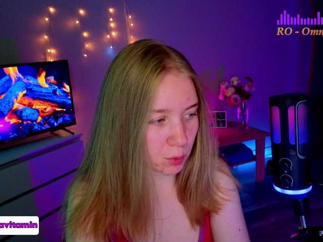 Vita-min-4ik live webcam show