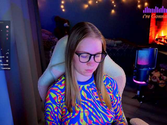 Lilith-girls-party live cam preview