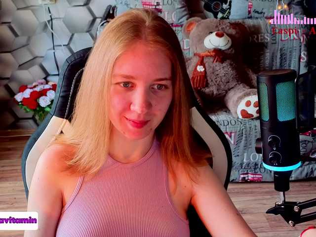 Vita-min-4ik live cam on BongaCams