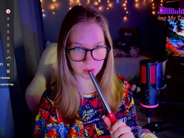 Lilith-girls-party live cam on BongaCams