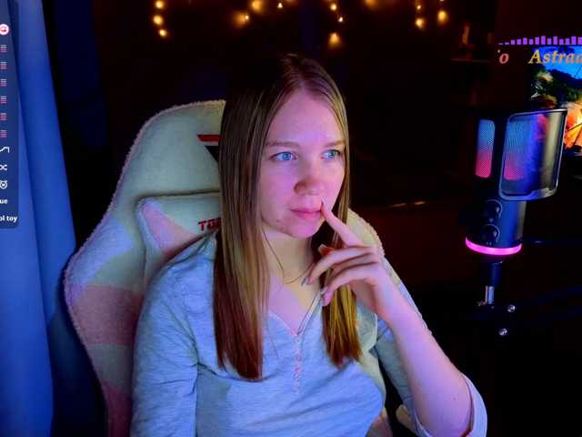Lilith-girls-party