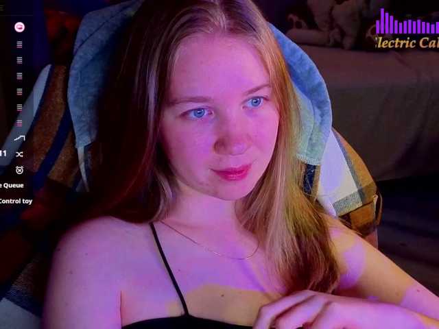 Lilith-girls-party live cam on BongaCams