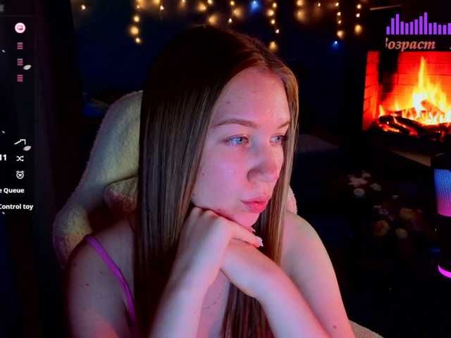Lilith-girls-party live cam preview