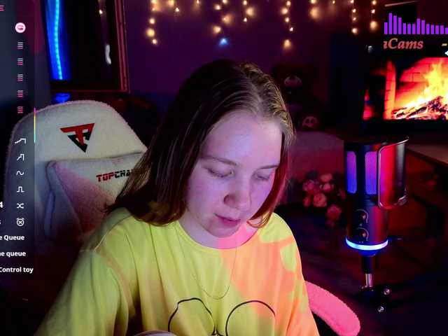 Vita-min-4ik live cam on BongaCams