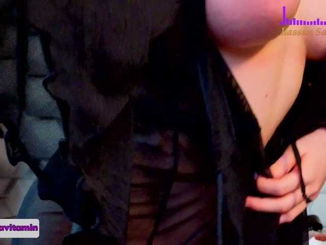 Vita-min-4ik Live Cam