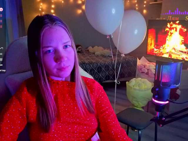 Lilith-girls-party live cam preview