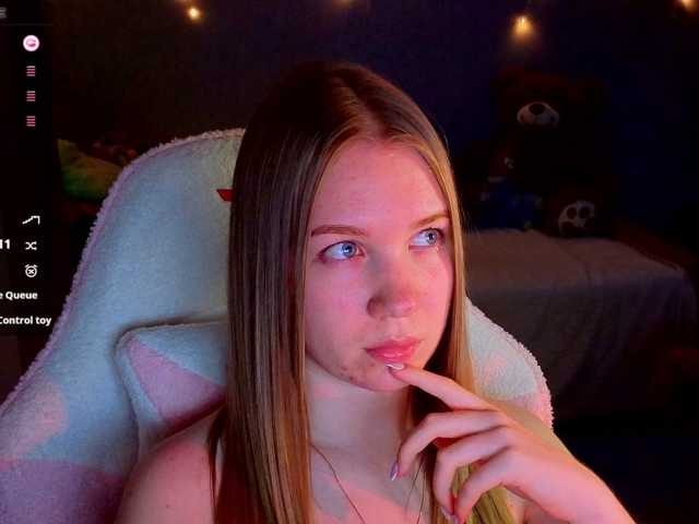Lilith-girls-party