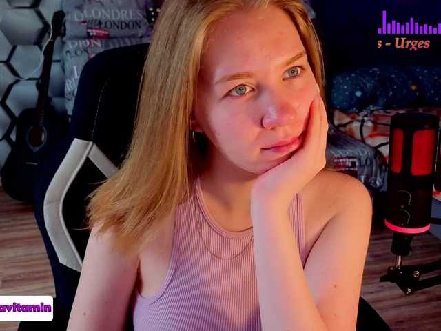 Vita-min-4ik live cam on BongaCams