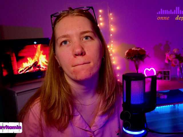 Vita-min-4ik live webcam show