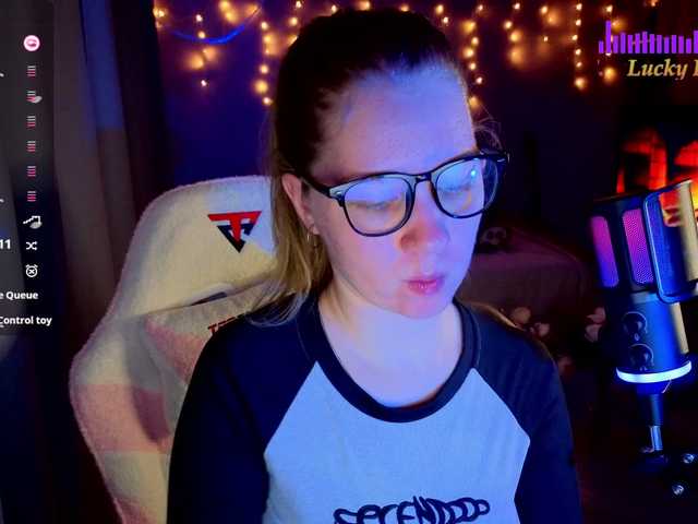 Vita-min-4ik live cam on BongaCams
