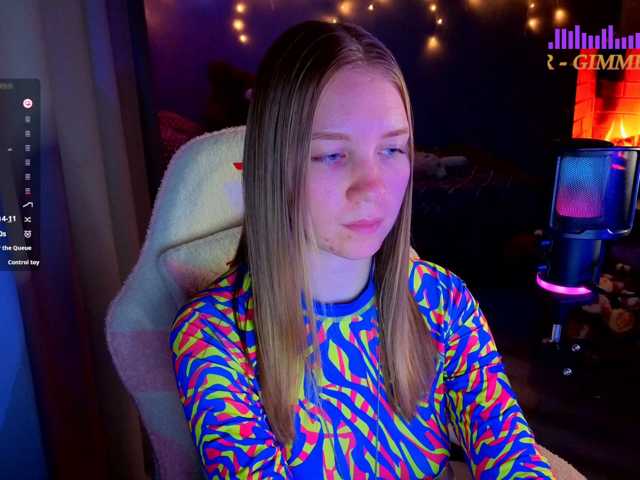 Lilith-girls-party live cam preview