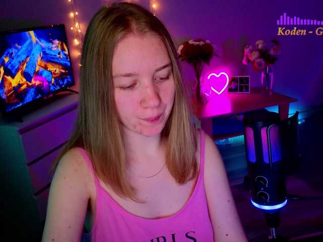 Vita-min-4ik live cam on BongaCams