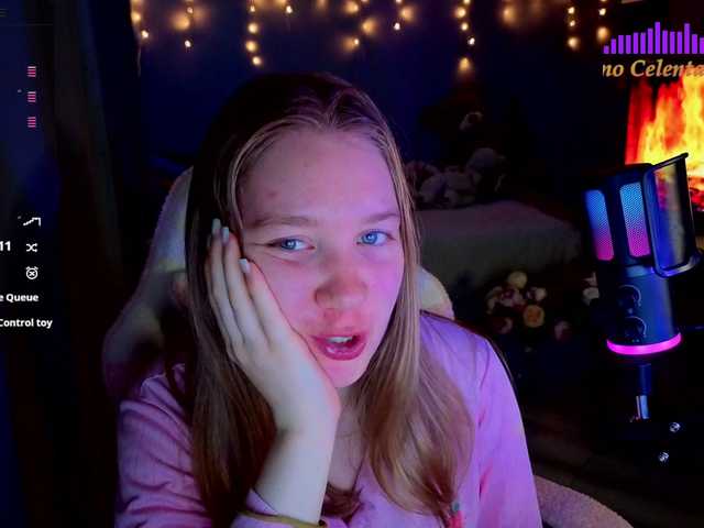 Lilith-girls-party live cam on BongaCams