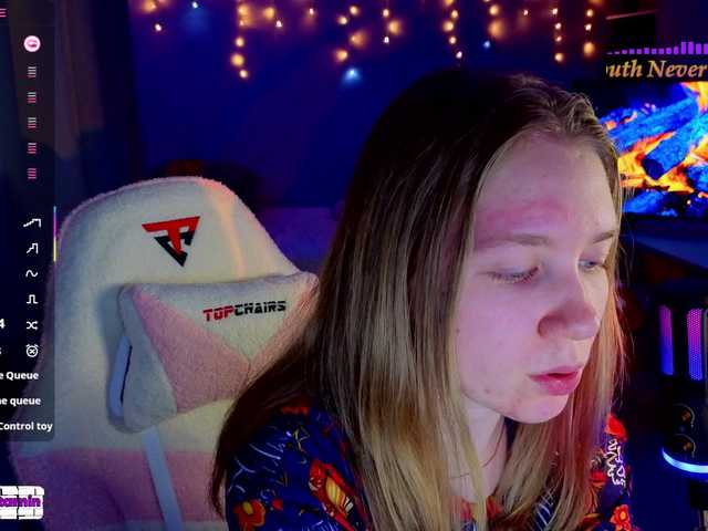 Vita-min-4ik live cam on BongaCams