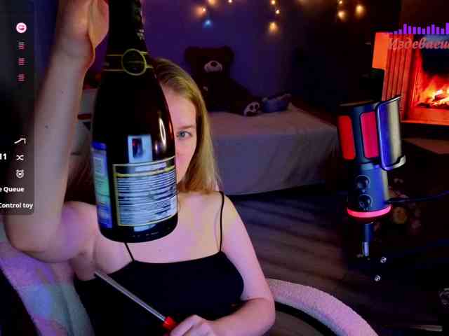 Lilith-girls-party