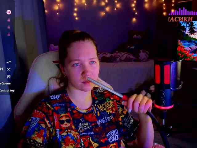 Lilith-girls-party webcam